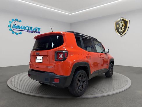 Used 2018 Jeep Renegade Trailhawk image 5