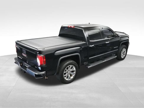 Used 2018 GMC Sierra 1500 SLT w/ SLT Premium Package AWD/4WD image 35