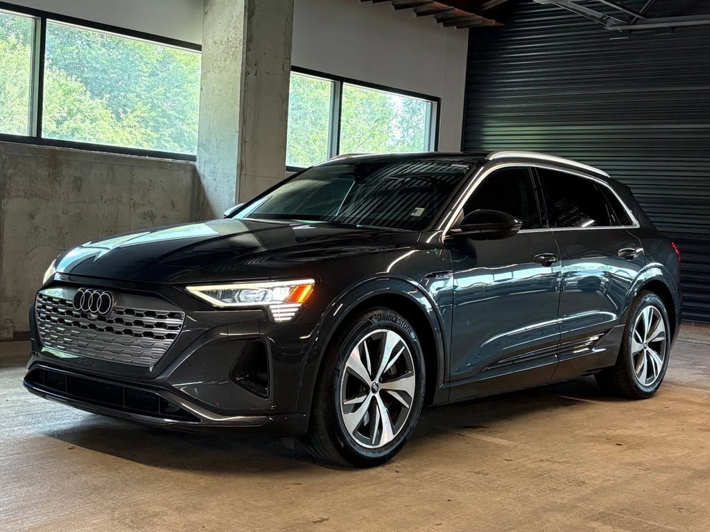 Used 2024 Audi Q8 e-tron Premium AWD/4WD image 1