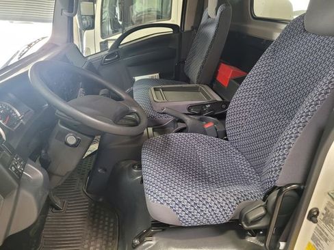 New 2024 Isuzu NPR image 6