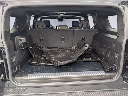 Certified 2025 GMC Hummer EV 2X w/ LPO, Sport Package image 10