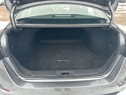 Used 2025 Nissan Sentra S image 23