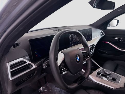 Used 2025 BMW 330i Sedan image 23