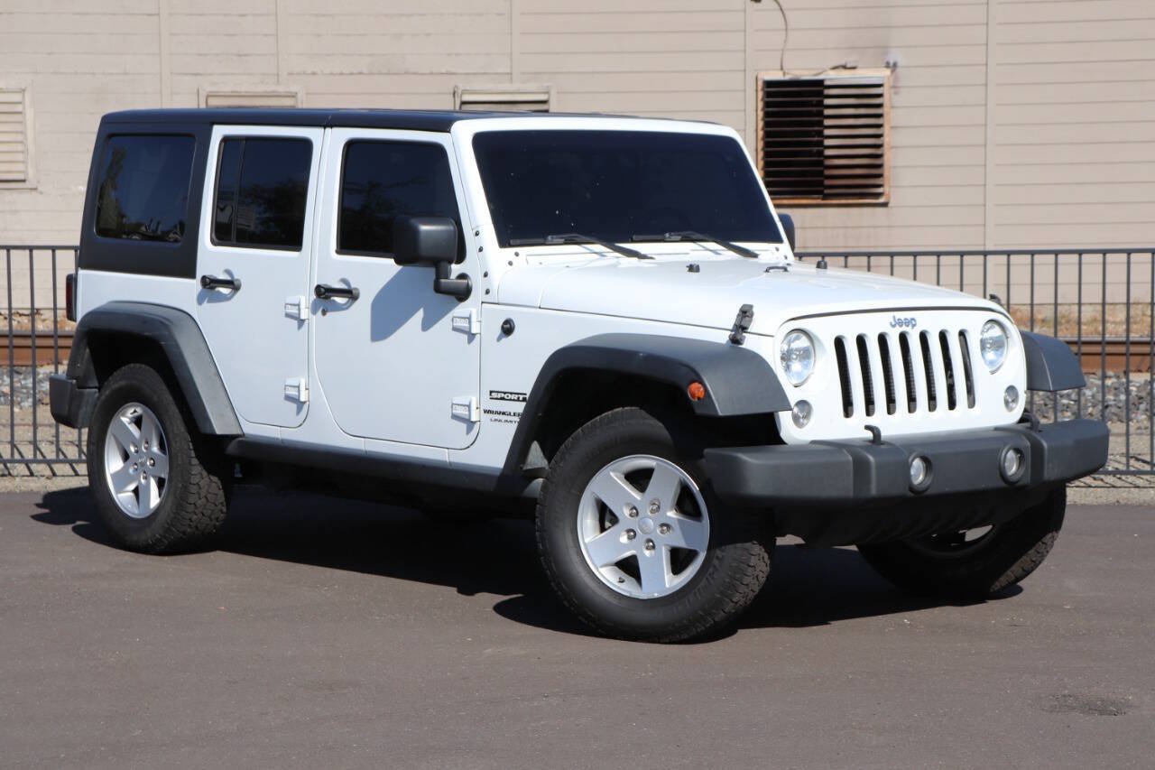 Used 2018 Jeep Wrangler Unlimited Sport S AWD/4WD image 1