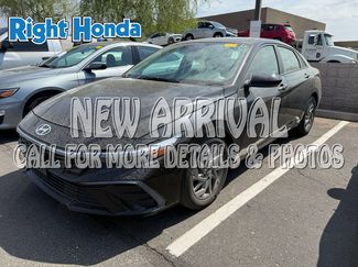 Used 2024 Hyundai Elantra SEL FWD video 1