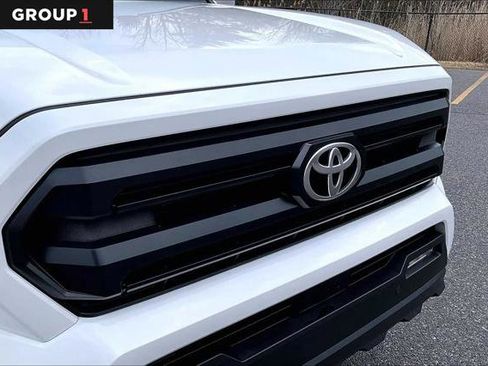 Certified 2024 Toyota Tacoma SR5 w/ SR5 Upgrade Package RWD image 31