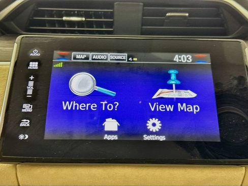 Used 2018 Honda Clarity Touring image 18