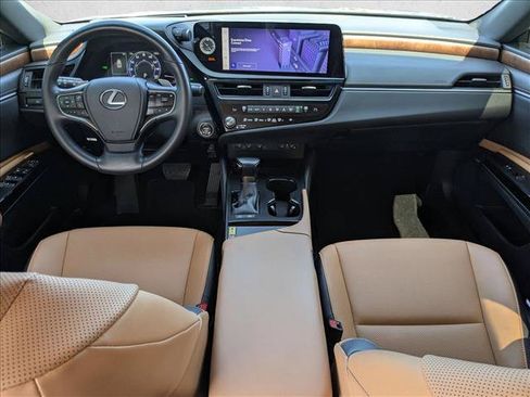 Used 2025 Lexus ES 300h w/ Premium Package FWD image 14