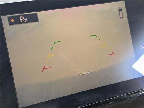 Used 2021 Nissan Armada SV w/ SV Appearance Package image 12