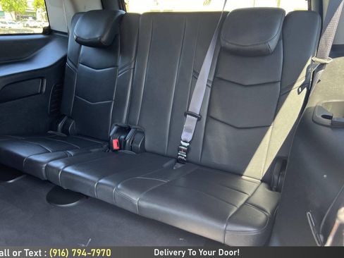 Used 2016 Cadillac Escalade Luxury AWD/4WD image 21