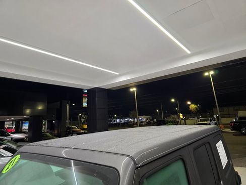 Certified 2021 Jeep Wrangler Unlimited Sahara image 11