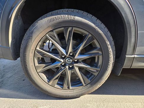 Used 2021 MAZDA CX-5 Carbon Edition FWD image 3
