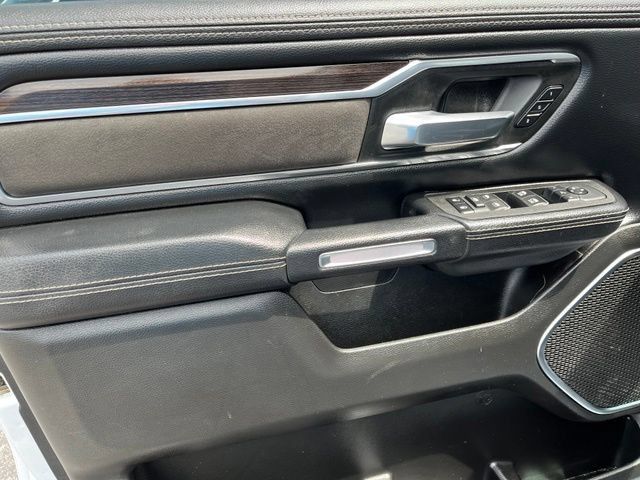 Used 2025 RAM 1500 Laramie AWD/4WD image 13