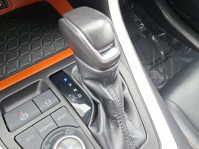Used 2024 Toyota RAV4 Adventure AWD/4WD image 14