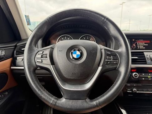 Used 2017 BMW X3 sDrive28i RWD image 11