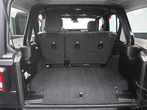Used 2024 Jeep Wrangler Unlimited Sport AWD/4WD image 23
