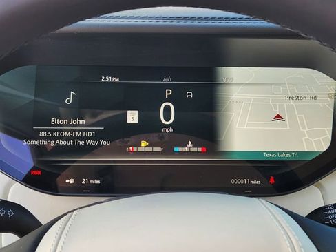 New 2026 Land Rover Range Rover SE image 11