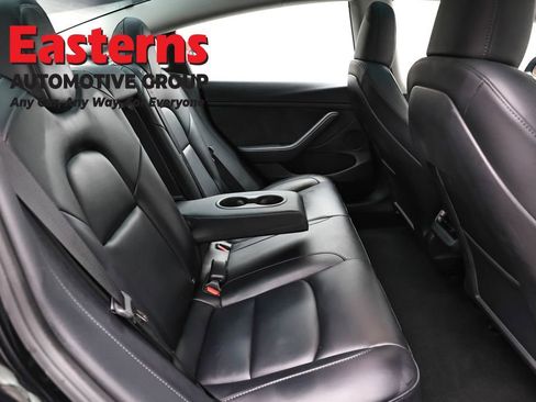 Used 2023 Tesla Model 3 Standard Range image 18