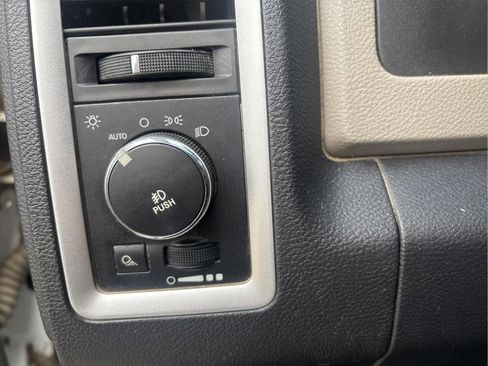 Used 2011 RAM 5500 SLT image 18