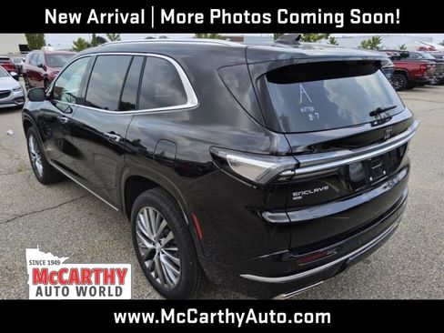 Used 2026 Buick Enclave Avenir AWD/4WD image 3