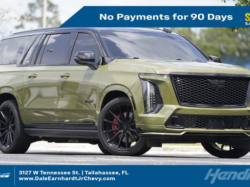 Used 2025 Cadillac Escalade ESV V AWD/4WD image 1