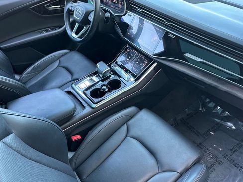 Used 2022 Audi Q8 Prestige AWD/4WD image 18