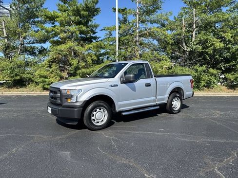 Used 2016 Ford F150 XL w/ Equipment Group 101A Mid RWD image 2