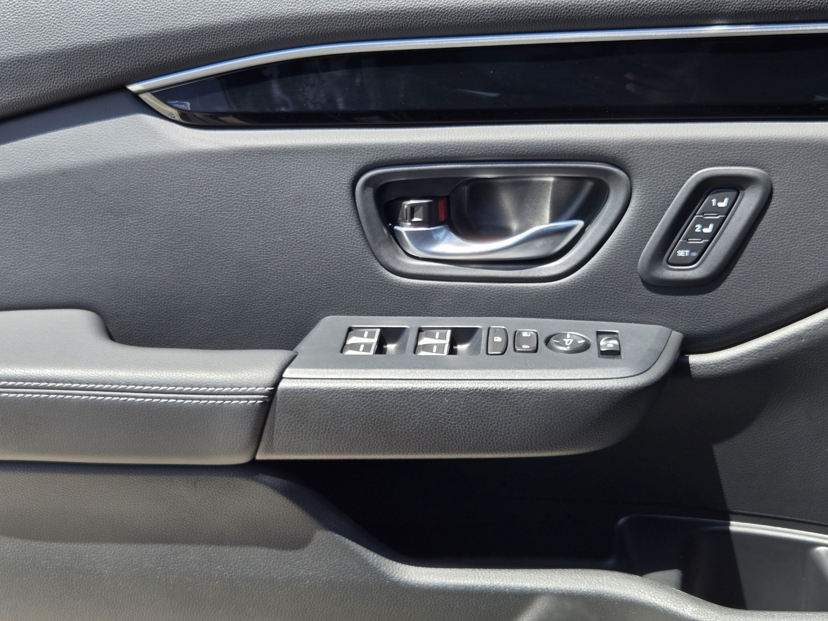 Certified 2025 Honda Pilot Touring image 20