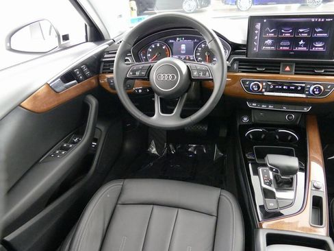 Used 2023 Audi A4 2.0T Premium w/ Convenience Package image 27