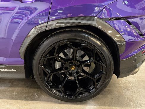 Used 2023 Lamborghini Urus Performante image 18