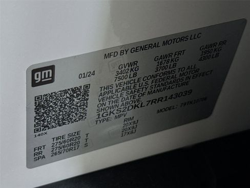 Used 2024 GMC Yukon Denali w/ Advanced Technology Package AWD/4WD image 37