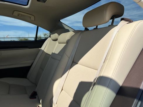 Used 2017 Lexus ES 350 image 24