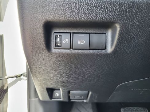 Used 2025 Toyota RAV4 LE image 23