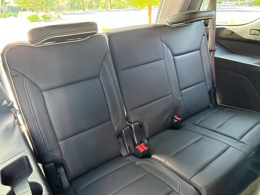 Used 2023 GMC Yukon SLT w/ SLT Premium Package RWD image 51