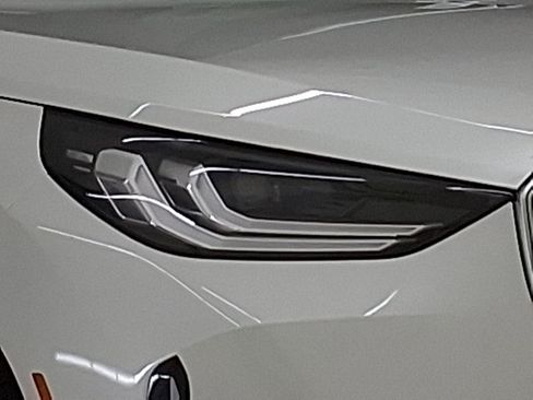 New 2026 BMW X3 xDrive30 w/ Premium Package image 9