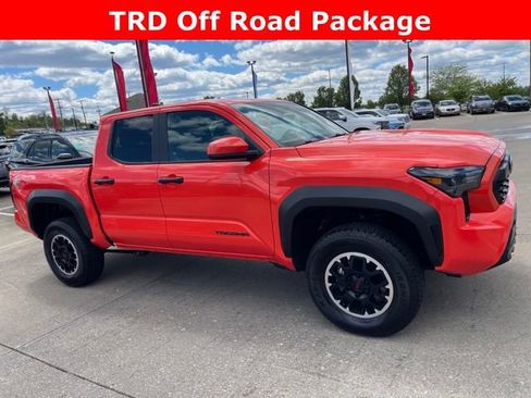 Used 2024 Toyota Tacoma TRD Off-Road AWD/4WD image 1