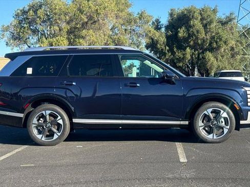 New 2026 Hyundai Palisade Limited image 3