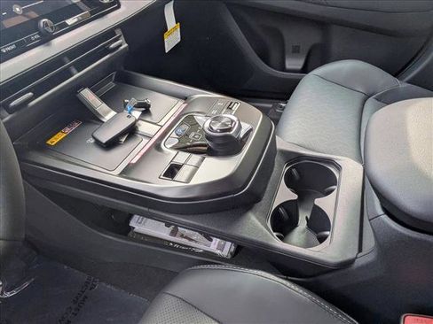 New 2026 Subaru Solterra w/ Limited Package AWD/4WD image 16