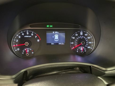 Used 2020 Kia Soul LX image 16