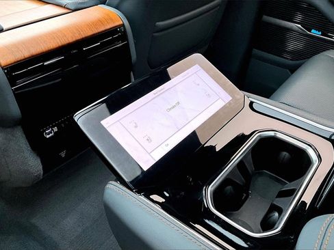 Used 2022 Jeep Grand Wagoneer Series III image 17