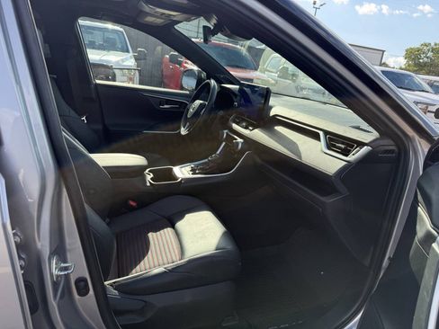 Used 2024 Toyota RAV4 XSE AWD/4WD image 10