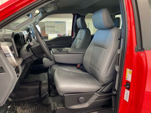 New 2026 Ford F250 XL w/ XL Chrome Package image 18