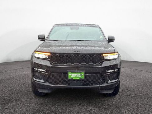 New 2025 Jeep Grand Cherokee Limited w/ Trailer Tow Package image 8
