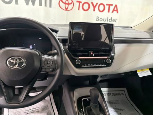 Used 2026 Toyota Corolla LE FWD image 27