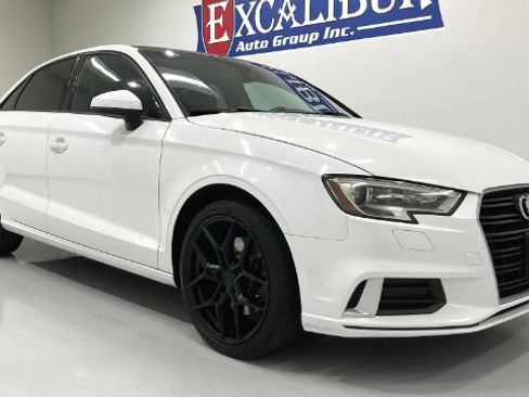 Used 2017 Audi A3 2.0T Premium w/ Convenience Package FWD image 2