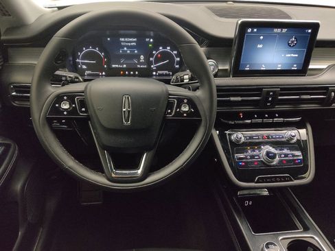 Used 2022 Lincoln Corsair image 22