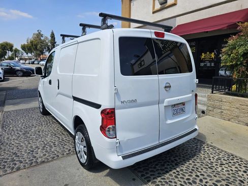 Used 2018 Nissan NV200 SV w/ Navigation Package FWD image 6