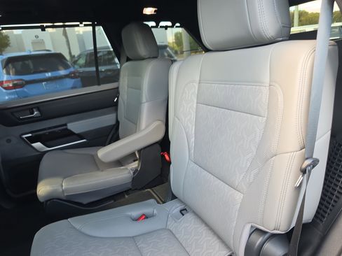 Used 2025 Toyota Sequoia Limited AWD/4WD image 11