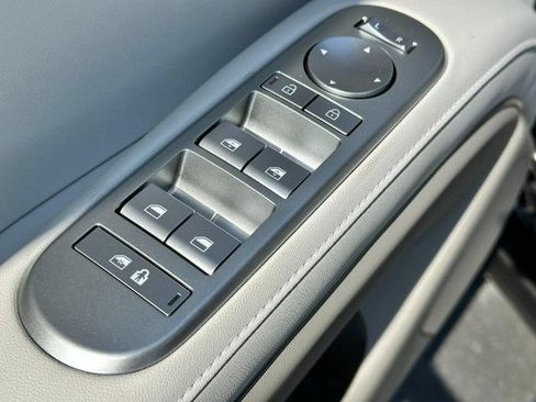 Used 2026 Hyundai Palisade SEL FWD image 17