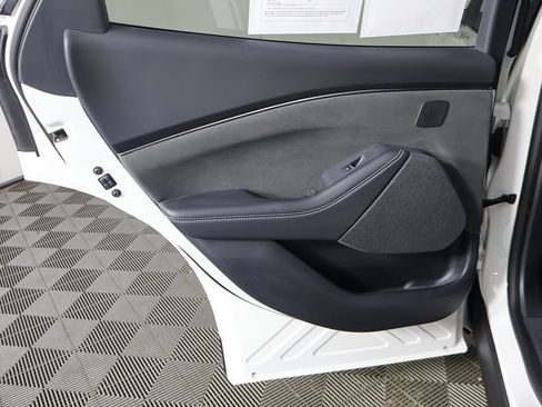 Used 2025 Ford Mustang Mach-E GT image 27